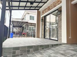 3 Bedroom Townhouse for sale at Baan Pruksa 54 Klong Tanon-Bangbuathong, Bang Mae Nang, Bang Yai