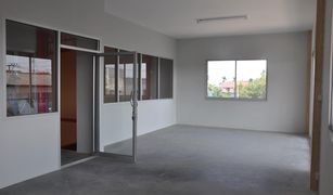 2 Bedrooms Warehouse for sale in Phraeksa, Samut Prakan 