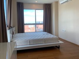 2 Bedroom Condo for rent at Hive Taksin, Khlong Ton Sai, Khlong San