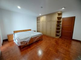 2 Bedroom Condo for rent at P.R. Home 3, Khlong Tan Nuea