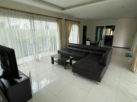 3 Bedroom Villa for rent at Rawai Grand Villas, Rawai, Phuket Town