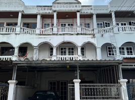 5 Bedroom Townhouse for sale at Rung Rueang Village, Wang Thonglang, Wang Thong Lang, Bangkok