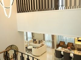 5 Schlafzimmer Haus zu verkaufen im Nantawan Rama 9 - New Krungthepkretha, Saphan Sung, Saphan Sung, Bangkok