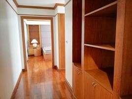 3 Schlafzimmer Appartement zu vermieten im Sawang Apartment, Thung Mahamek, Sathon