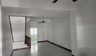 2 Bedrooms Townhouse for sale in Sam Wa Tawan Tok, Bangkok Baan Wongsakron