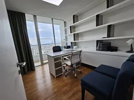 3 Schlafzimmer Wohnung zu vermieten im Sathorn Prime Residence, Thung Wat Don, Sathon, Bangkok