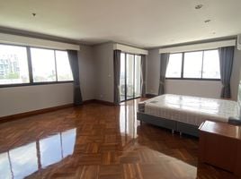 3 Bedroom Apartment for rent at Royal Kensington Mansion, Phra Khanong Nuea