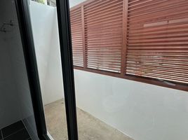 3 Bedroom Townhouse for sale at Cozy Chokchai 4 Soi 30, Lat Phrao, Lat Phrao, Bangkok