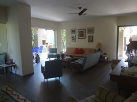 4 Bedroom Villa for sale at Jardim Belmar, Guaruja