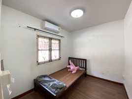 3 Schlafzimmer Reihenhaus zu vermieten im Baan Pruksa 31 Phutthamonthon Sai 4, Mahasawat