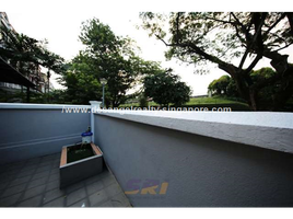 5 Bedroom House for sale in MRT Station, West region, Yunnan, Jurong west, West region