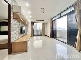 1 Bedroom Condo for sale at J.C. Tower, Khlong Tan Nuea, Watthana