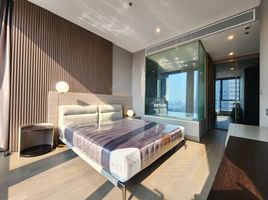 2 Bedroom Apartment for rent at The Esse at Singha Complex, Bang Kapi, Huai Khwang