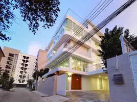 6 Bedroom House for sale in Bangkok, Bang Chak, Phra Khanong, Bangkok