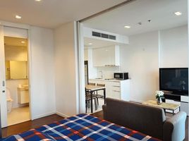 1 Bedroom Apartment for rent at Nara 9 by Eastern Star, Thung Mahamek