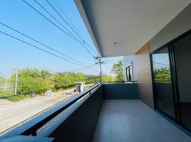 6 Bedroom Townhouse for sale at Koolpunt Ville 9 , Ban Waen, Hang Dong, Chiang Mai