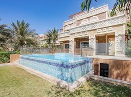 4 Bedroom Villa for sale at Balqis Residence, Palm Jumeirah