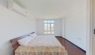3 Bedrooms Condo for sale in Thung Mahamek, Bangkok Baan Siriyenakat
