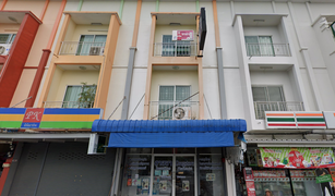 Bang Nam Chuet, Samut Sakhon တွင် 3 အိပ်ခန်းများ တိုက်တန်း ရောင်းရန်အတွက်