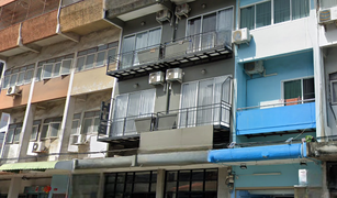 14 chambres Hotel a vendre à Dokmai, Bangkok 