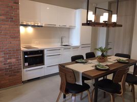 2 Schlafzimmer Appartement zu vermieten im Noble Ploenchit, Lumphini