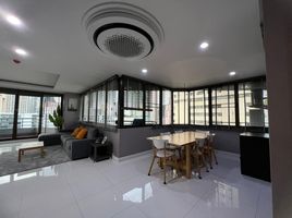 2 Schlafzimmer Wohnung zu vermieten im Lake Avenue Sukhumvit 16, Khlong Toei, Khlong Toei, Bangkok