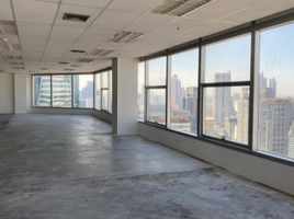 129.94 m² Office for rent at The Empire Tower, Thung Wat Don, Sathon