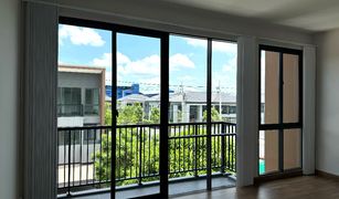 3 Bedrooms Townhouse for sale in Suan Luang, Bangkok Baan Klang Muang Sukhumvit - Onnut