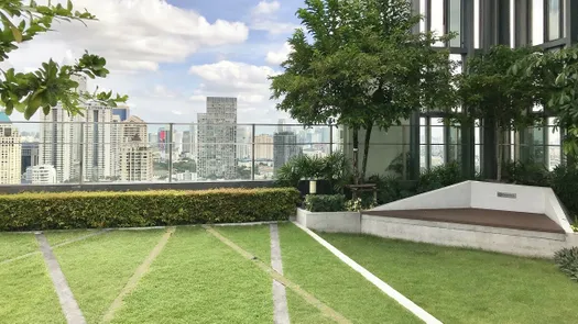 3D Walkthrough of the Communal Garden Area at Rhythm Sathorn - Narathiwas