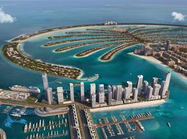 1 बेडरूम अपार्टमेंट for sale at Grand Bleu Tower, EMAAR Beachfront