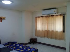 2 Schlafzimmer Reihenhaus zu verkaufen in Mueang Maha Sarakham, Maha Sarakham, Talat, Mueang Maha Sarakham, Maha Sarakham