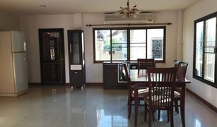 San Sai Noi, ချင်းမိုင် Siriporn Villa 7 တွင် 4 အိပ်ခန်းများ အိမ် ရောင်းရန်အတွက်