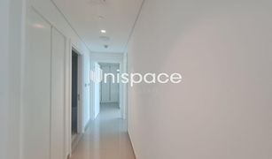 2 Bedrooms Apartment for sale in EMAAR Beachfront, Dubai Beach Vista