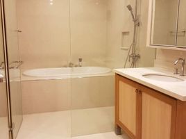1 Bedroom Condo for rent at The Emporio Place, Khlong Tan