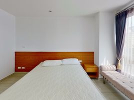 2 Schlafzimmer Appartement zu vermieten im Serene Place Sukhumvit 24, Khlong Tan