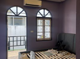 3 Schlafzimmer Reihenhaus zu vermieten in Patong Hospital, Patong, Patong