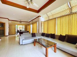 4 Schlafzimmer Villa zu verkaufen im Aroonpat Patong Phuket, Patong