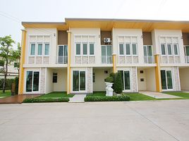 4 Bedroom Townhouse for sale at Golden Town Rama 2, Phanthai Norasing, Mueang Samut Sakhon