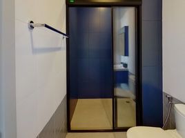 1 Schlafzimmer Appartement zu vermieten im XT Ekkamai, Khlong Tan Nuea