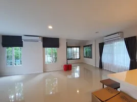 3 Bedroom Villa for rent at Mantana Rama 9-Srinakarin, Hua Mak