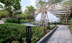 รูปถ่าย 2 of the Communal Garden Area at เดอะ ไลน์ พหลโยธิน พาร์ค