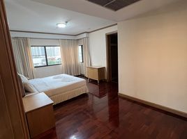 2 Bedroom Apartment for rent at S.R. Place, Khlong Tan Nuea, Watthana