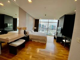 2 Bedroom Condo for sale at Urbana Sathorn, Thung Mahamek