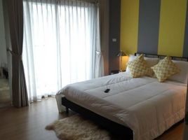 3 Schlafzimmer Appartement zu vermieten im Renova Residence Chidlom, Lumphini