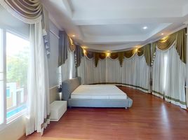 6 Bedroom House for sale at The Laguna Home, Nong Chom