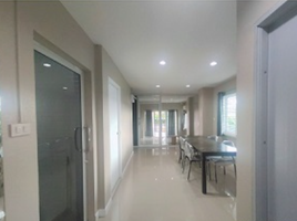 4 Bedroom Townhouse for rent at Phraemaphon Place, Bueng Yi Tho