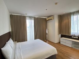 2 Schlafzimmer Appartement zu vermieten im Nantiruj Tower, Khlong Toei