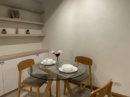 1 Schlafzimmer Wohnung zu vermieten im Downtown 49, Khlong Tan Nuea