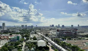 1 Bedroom Condo for sale in Chomphon, Bangkok M Jatujak