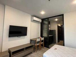 1 Bedroom Apartment for rent at XT Huaikhwang, Din Daeng, Din Daeng, Bangkok